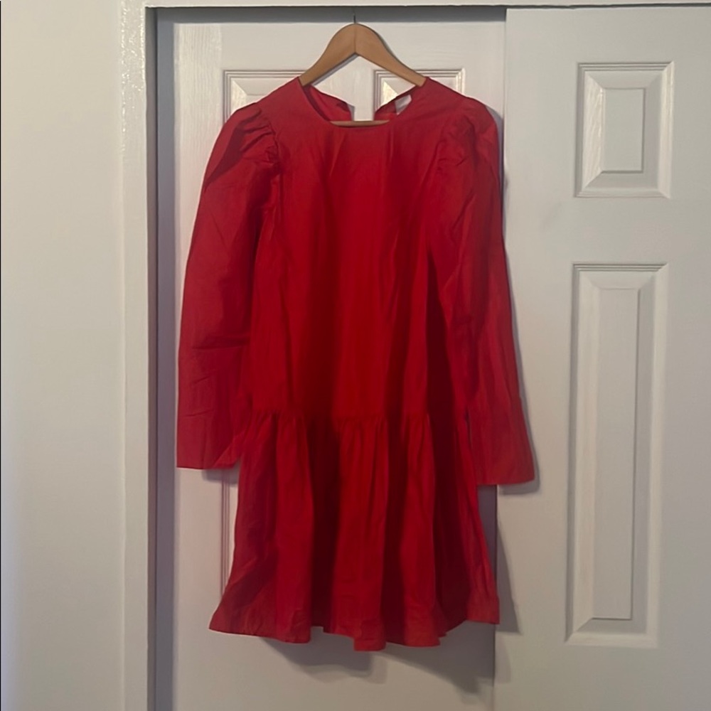 H&M red dress, long sleeve, size USA 6